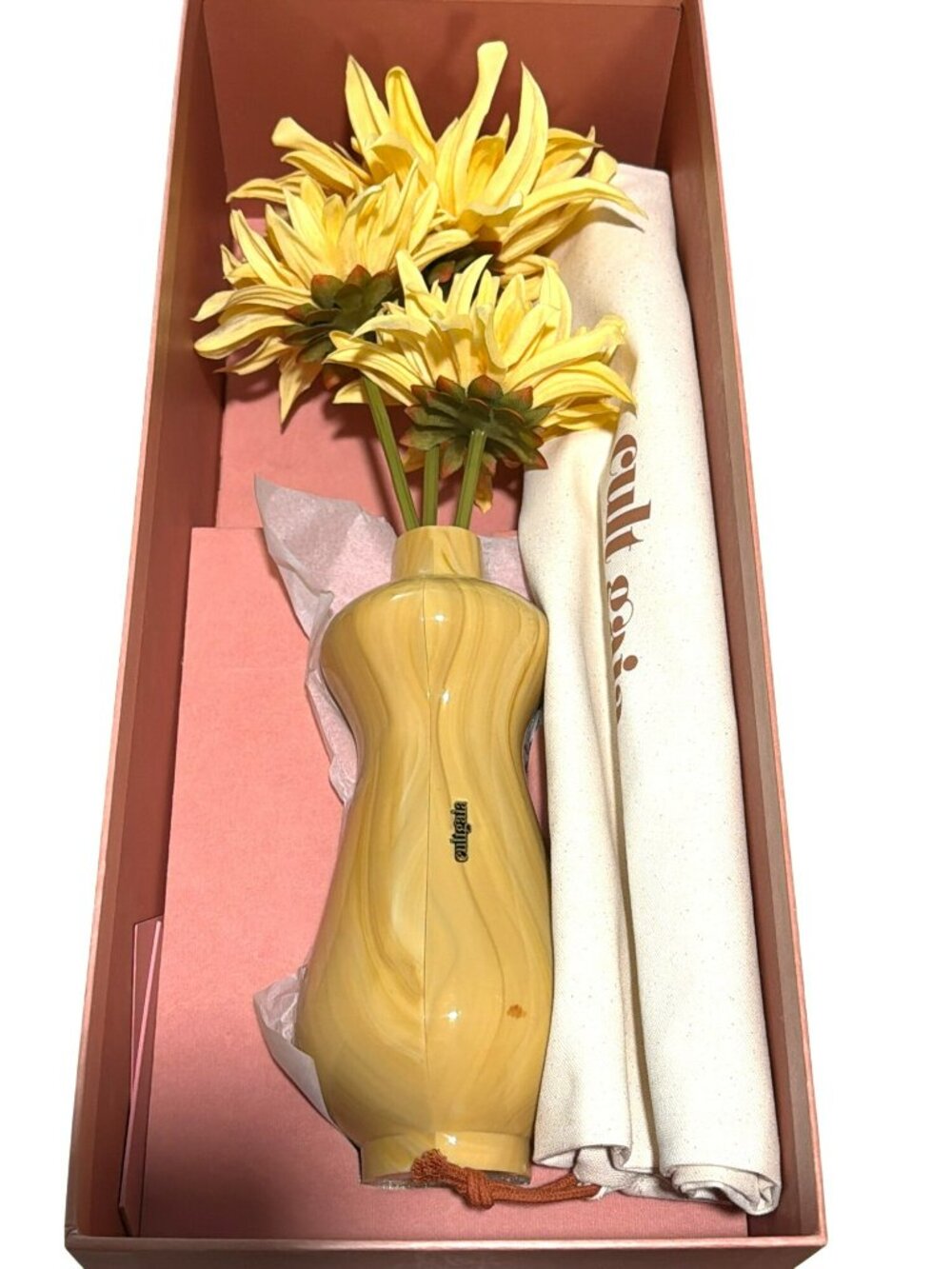 Cult Gaia Dee Dee Clutch Flower Vase Purse Cornsilk Bag New - Picture 9 of 10